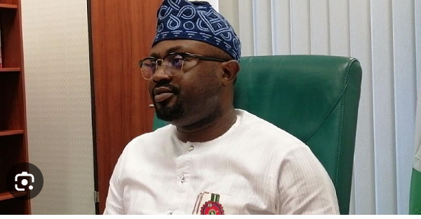 Clearing all passport backlogs shouldn’t take more than two weeks – Minister of Interior, Olubunmi Tunji-Ojo