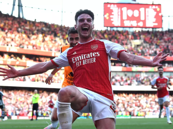 Arsenal’s new star Declan Rice and Gabriel Jesus net winner as Gunners outclass Man Utd in 3-1 win