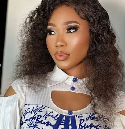 Someone Is Trying To Blackmail Me With My N*des – Skitmaker, Lizzyjay Cries Out