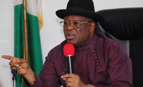 Umahi: Why FG can’t refund money spent by states on federal roads