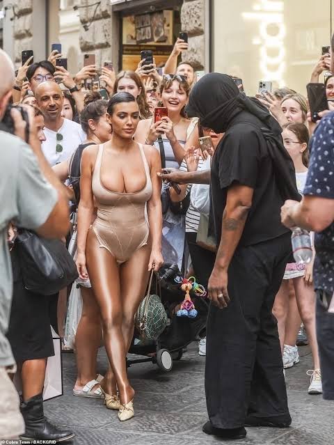 Kanye West and Bianca Censori cause a frenzy in Florence as rapper directs his wife to pose in front of excited locals (photos)