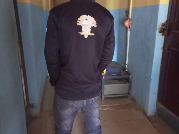 Dismissed policeman arrested in Ondo for buying phone with fake bank alert