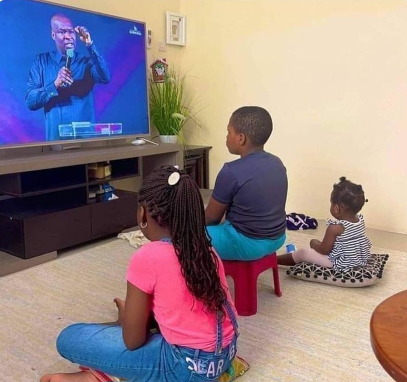 “Failed parent” X users condemn mother for making her children watch a Christian TV program