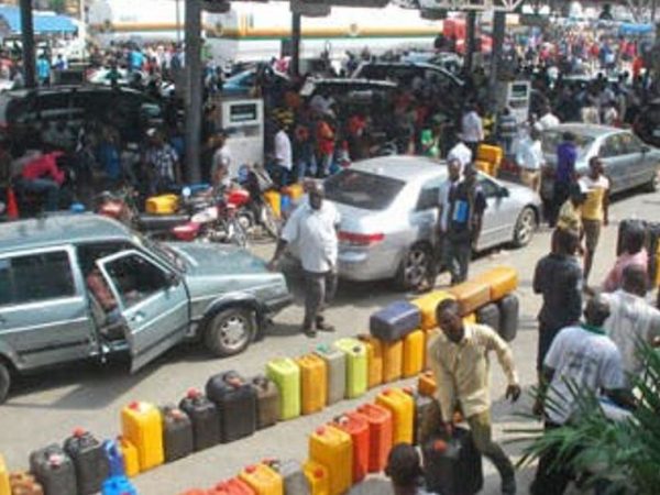 Fuel Scarcity Returns To Lagos, Abuja, Marketers Blame Forex Scarcity