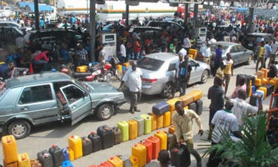 Fuel Scarcity Returns To Lagos, Abuja, Marketers Blame Forex Scarcity
