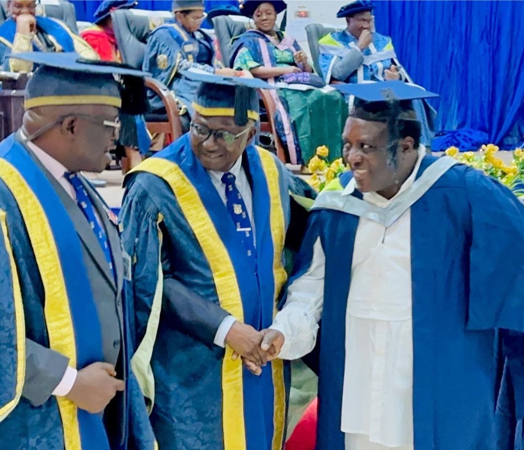 Singer, Saheed Osupa graduates with a Bachelor