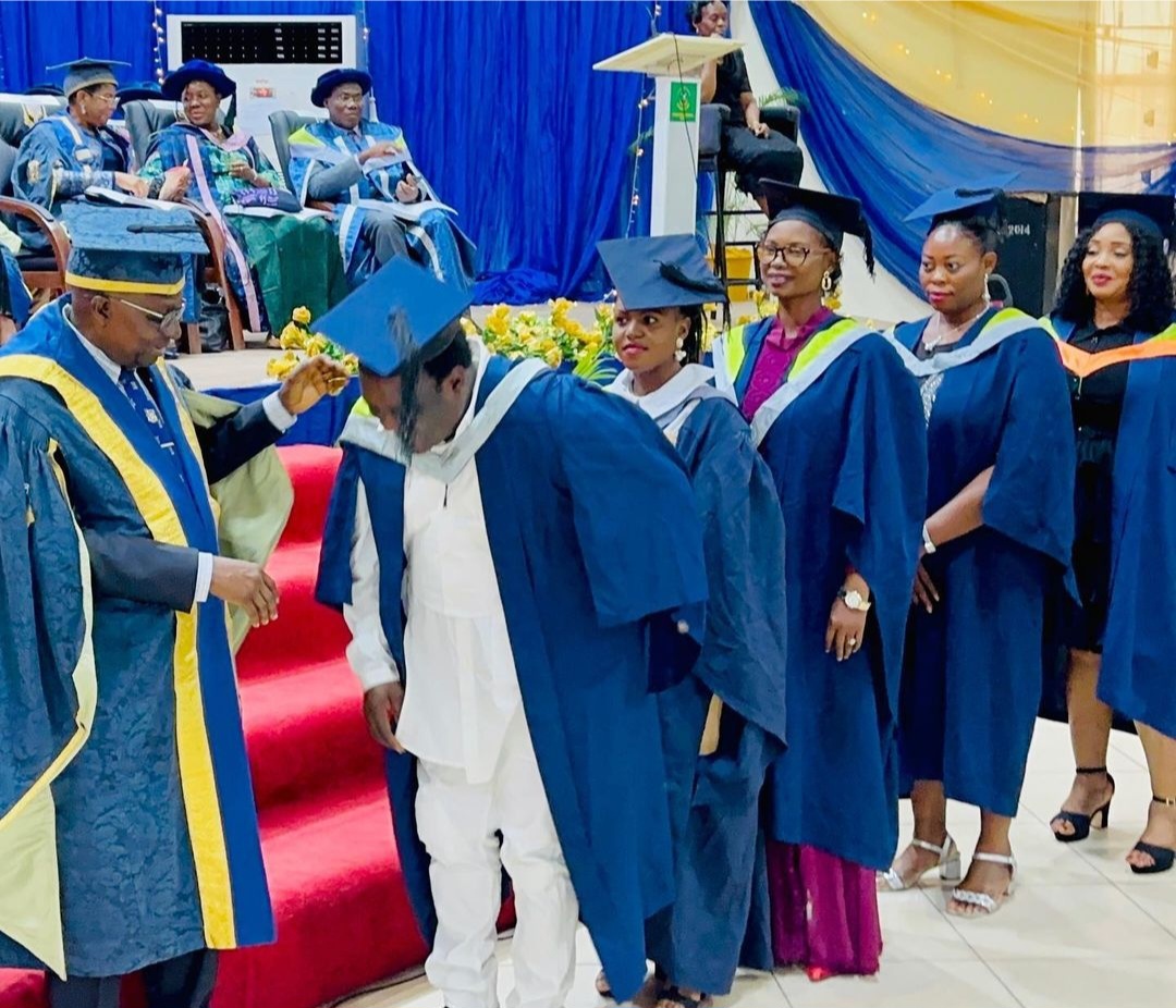 Singer, Saheed Osupa graduates with a Bachelor