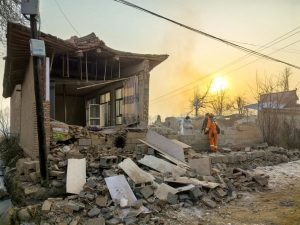 More than 100 people killed in earthquake in China