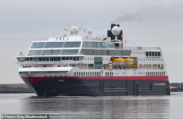 Norwegian cruise ship MS Maud carrying nearly 400 passengers and crew loses navigation ability in North Sea during storm