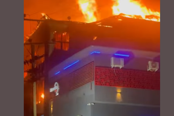 Fire reportedly breaks out at IC World Emporia, in Gwarimpa, Abuja (video)