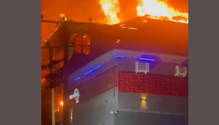 Fire reportedly breaks out at IC World Emporia, in Gwarimpa, Abuja (video)