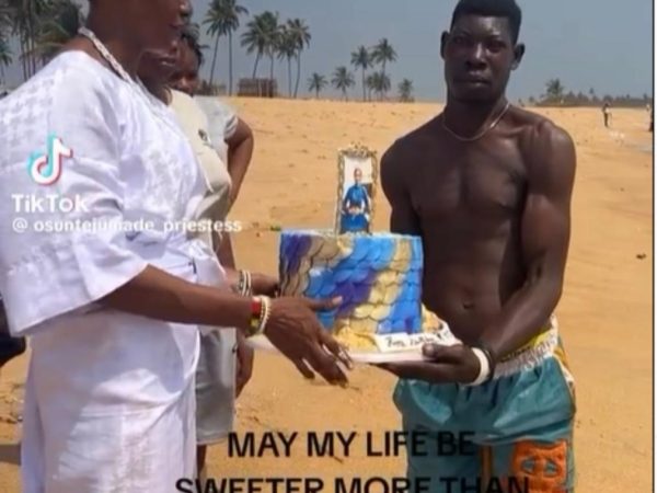 Osun Priestess Celebrates Her Birthday With Her ‘Spiritual Goddess Mother Of The Sea And The Water Children’ (Video)