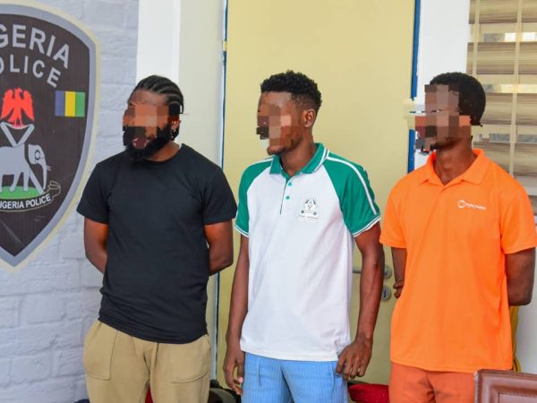 Police arrest alleged Gistlover operators, popular blogger disowns suspects