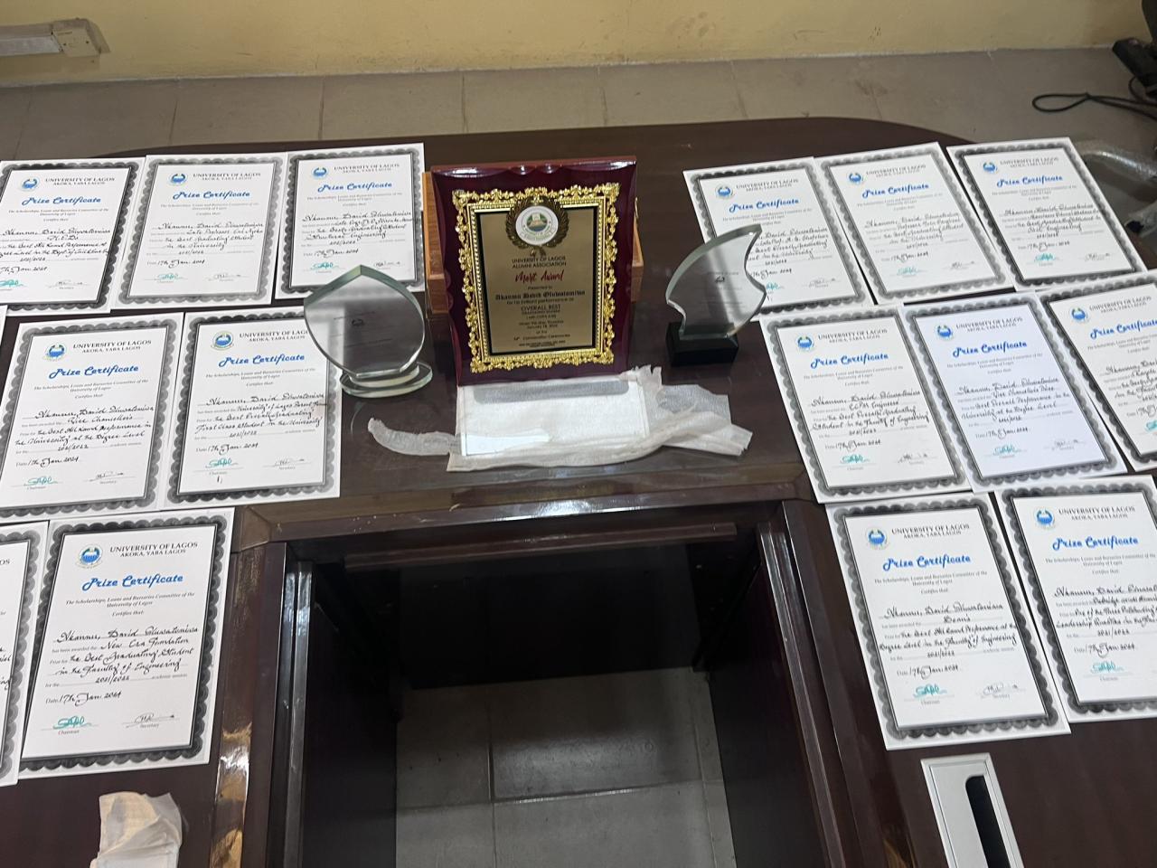 Man celebrates as he emerges UNILAG?s best graduating student with a CGPA of 5.0