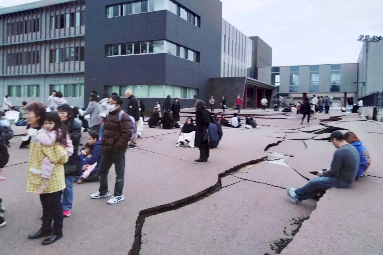 Major tsunami warning issued in Japan after strong earthquake