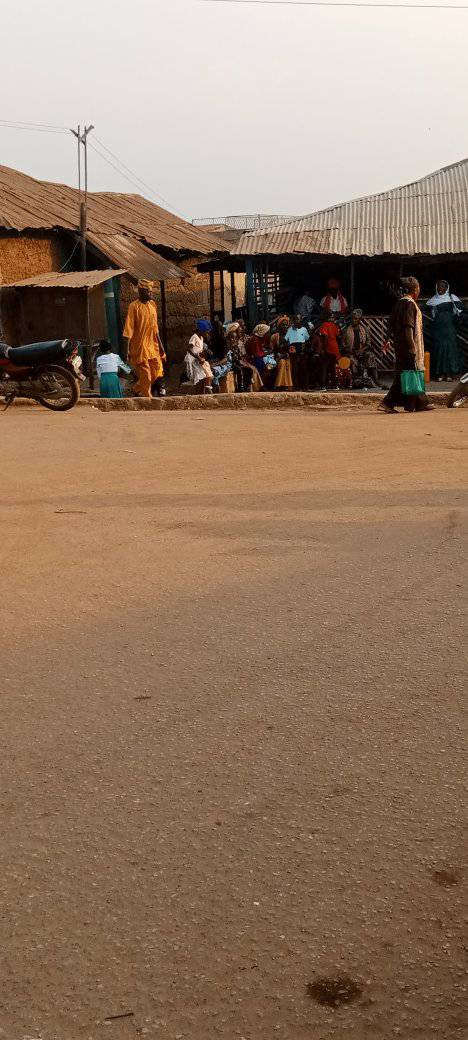 Many residents escape death as truck rams into houses in Oyo town