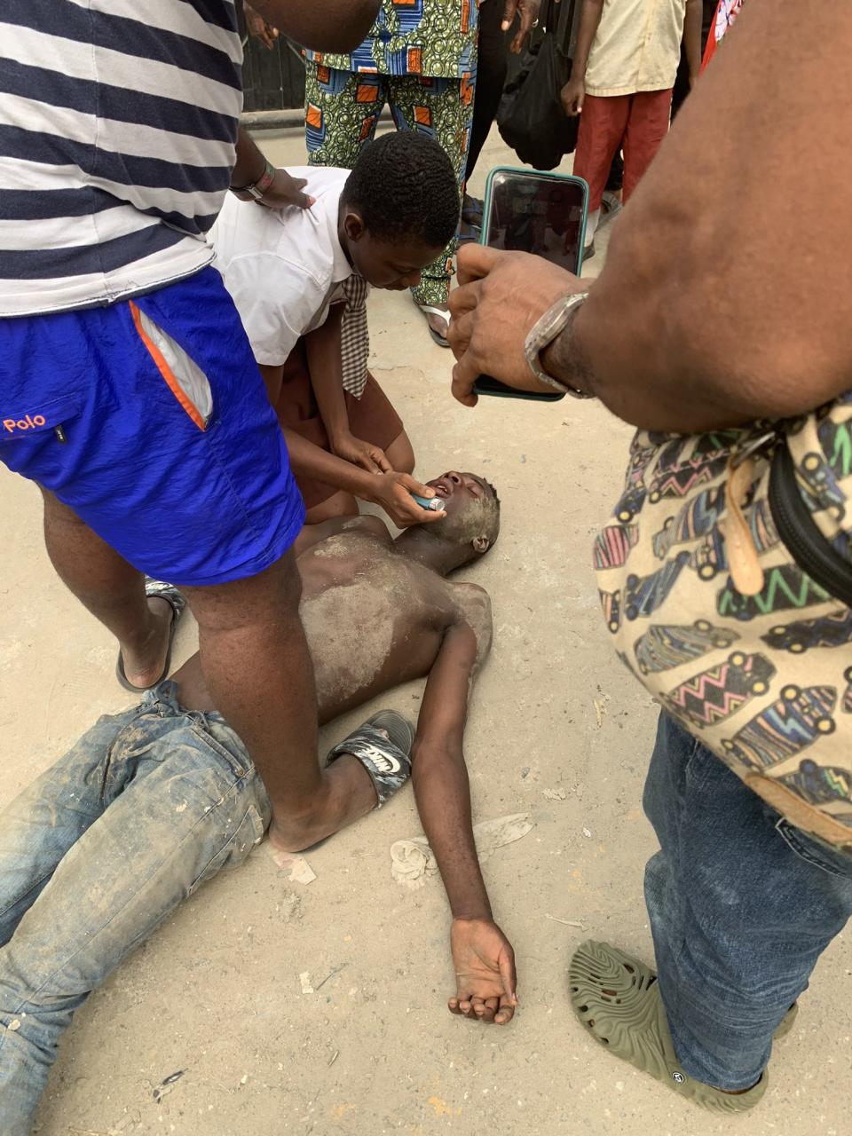 Secondary school girl saves stranger who collapsed on the road after his inhaler finished