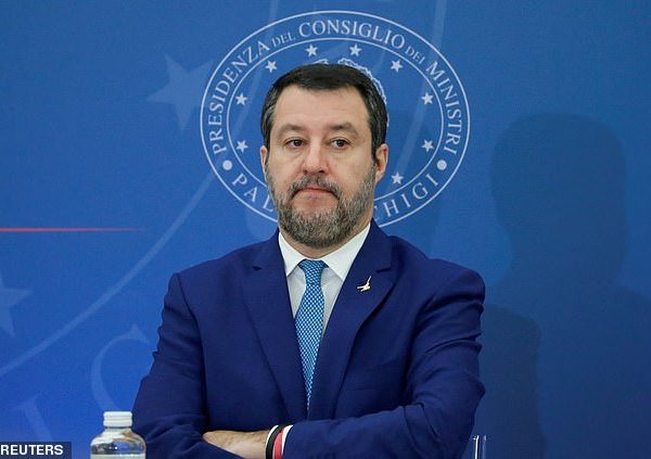Italy’s Deputy Prime Minister demands chemical castration for attackers who ‘gang-r@ped 13-year-old girl in public toilets’