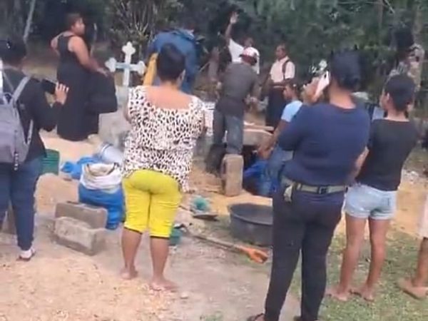 Parents exhume corpse of daughter, 24, out of cemetery after they received a call to her cellphone from someone claiming ‘she was alive’ (video)