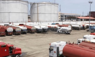 Fuel Scarcity Looms As Nigerian Tanker Drivers Threaten To Stop Lifting Petrol Monday