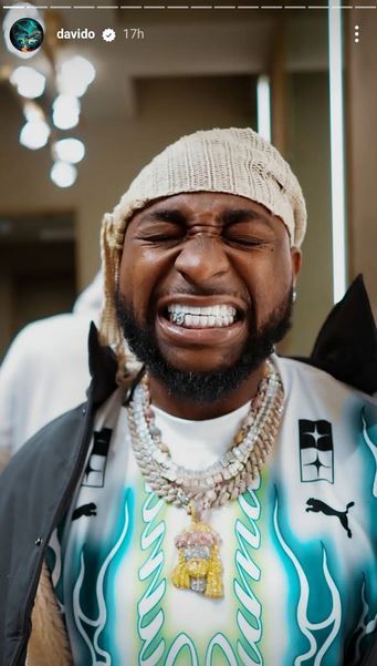 Davido Flaunts Newly Acquired Diamond Teeth, Timeless Gold Necklace
