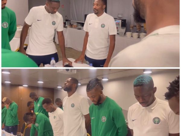 Super Eagles players observe minute silence for the four Nigerians who passed on during their match against South Africa
