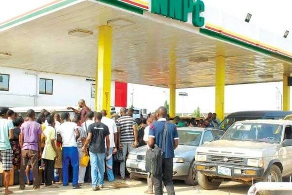 Petrol scarcity hits FCT as NARTO stops lifting products