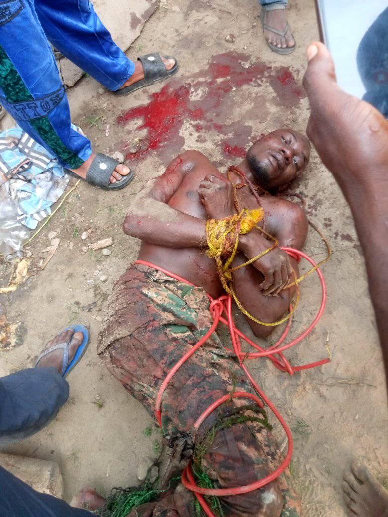 Man beheads his girlfriend in Bayelsa community (graphic photos)