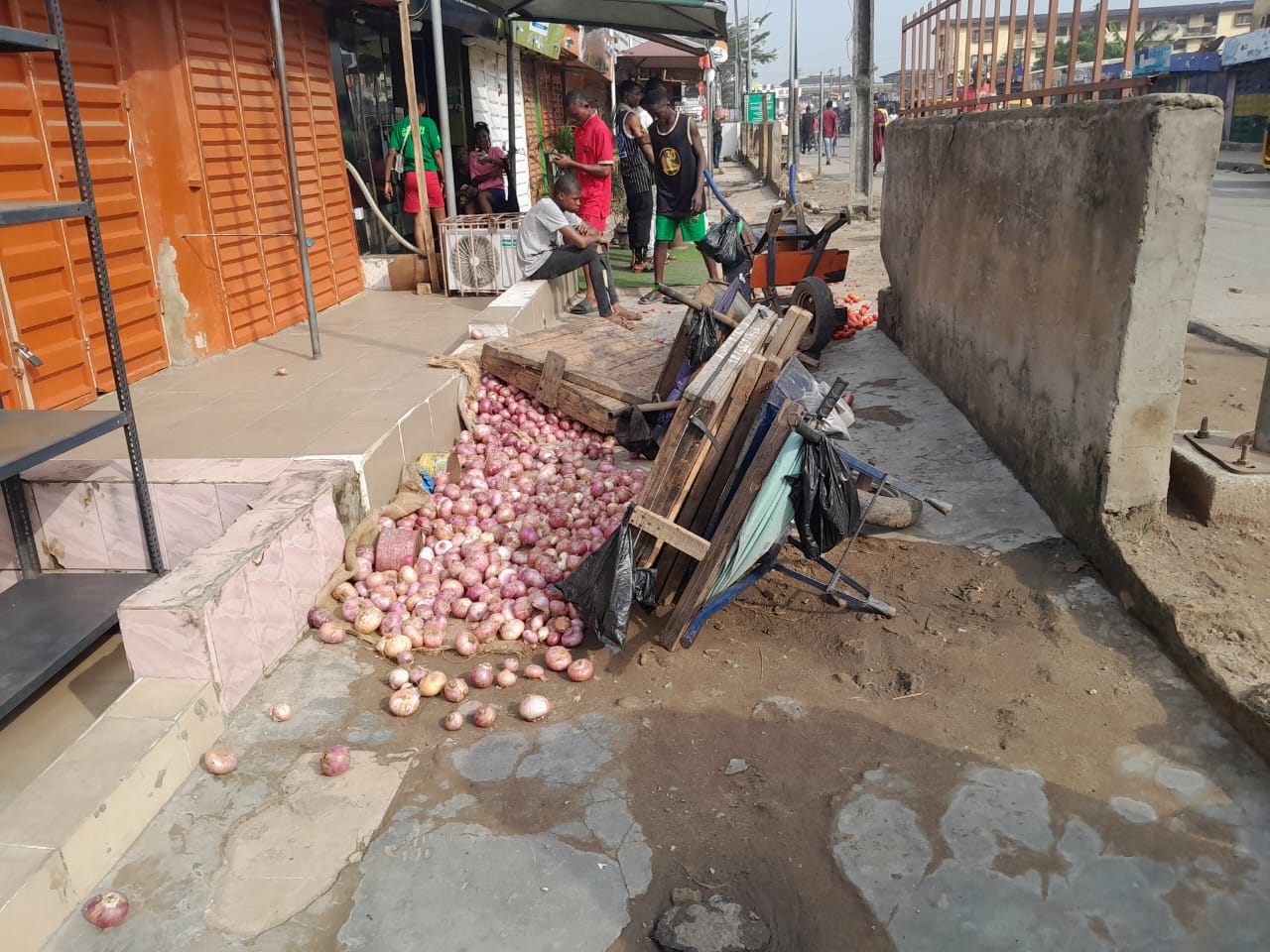 One killed as Yoruba and Hausa traders clash in Lagos market