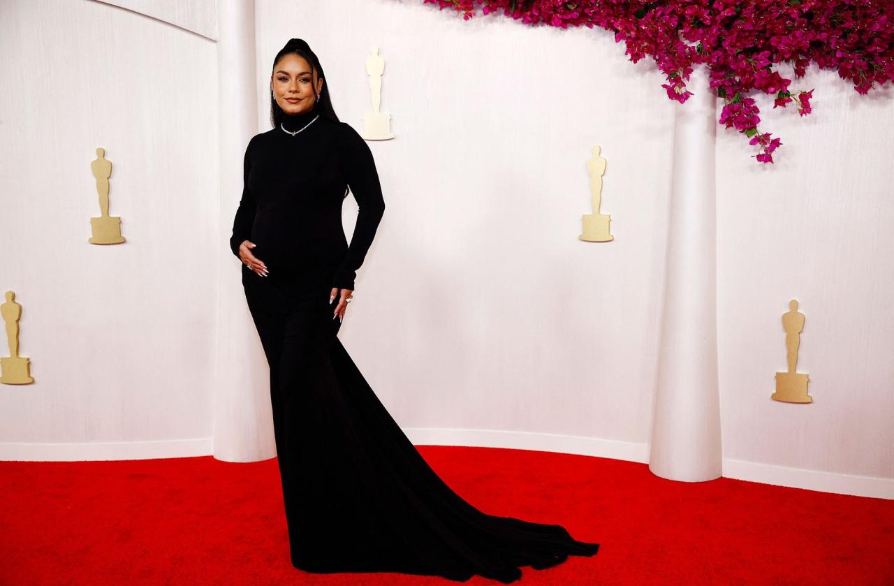 Red carpet looks at the 2024 Oscars award (photos)