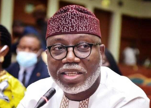 Ondo Governor, Aiyedatiwa trade words with group over $180,000 bribery claim