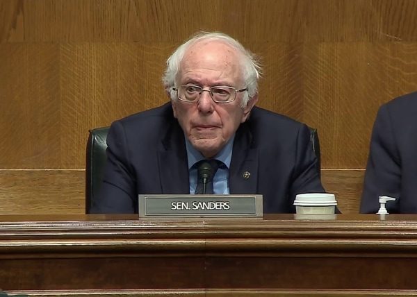 US Sen. Bernie Sanders introduces bill for a 4-day workweek with no loss of pay