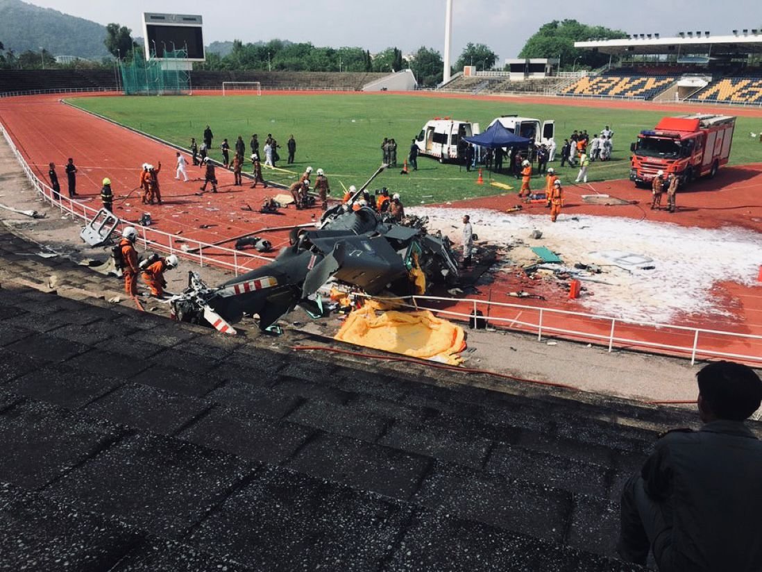 Many dead as two Navy helicopters collide mid-air in Malaysia (photos/video)