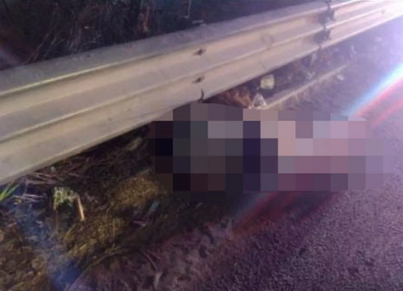 Cartel forces woman to strip n@ked and make a confession before killing her
