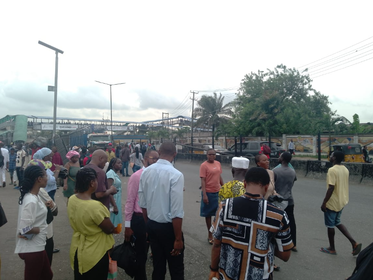 Residents stranded as fuel scarcity bites hard in Lagos (photos)