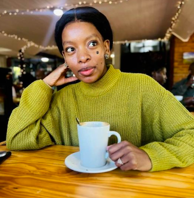 Man hails his highly-educated wife after she decided to change the name on her certificates to his family name