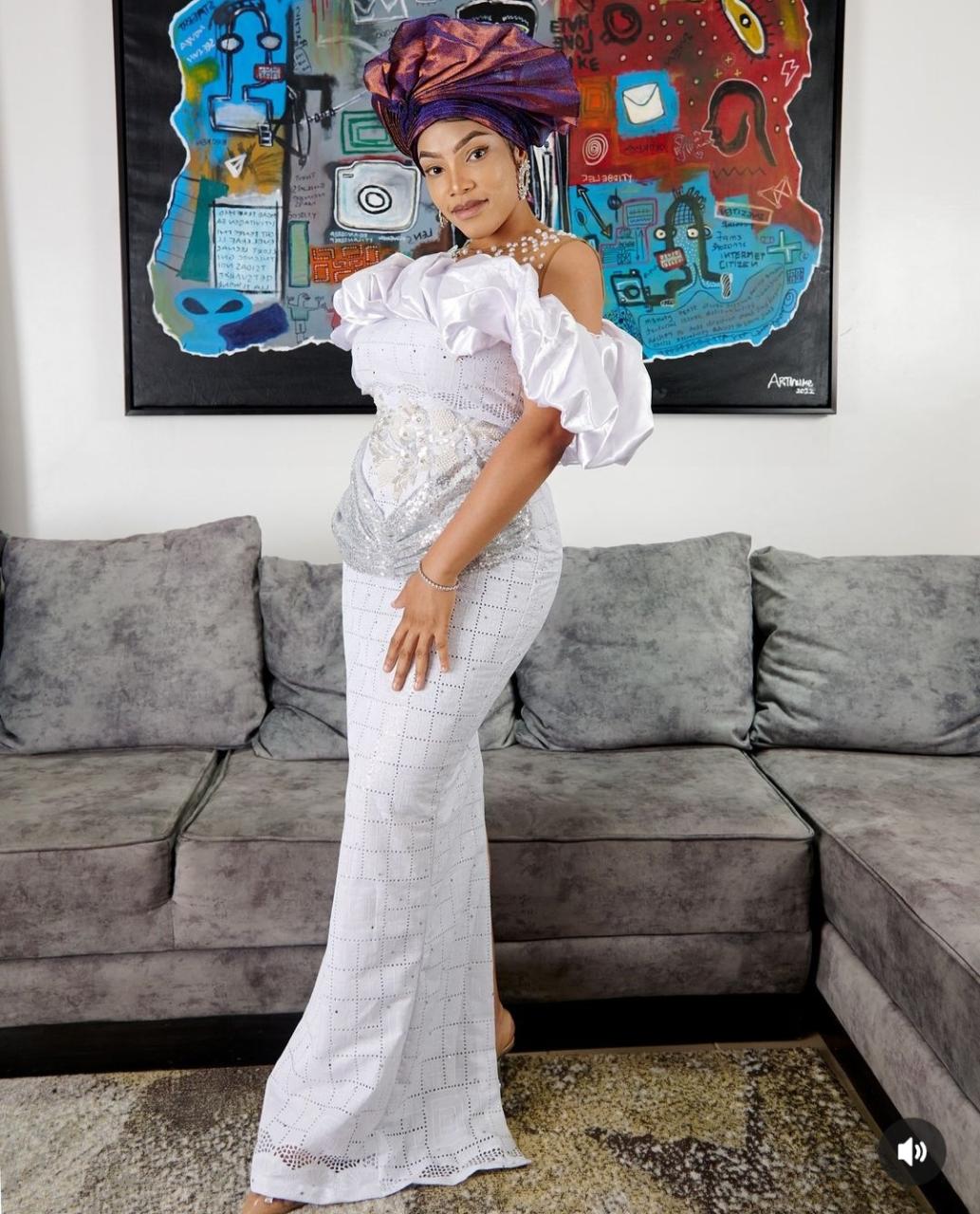 "The most important thing in the world is family & love," Alexx Ekubo writes as he shows off his family (video)