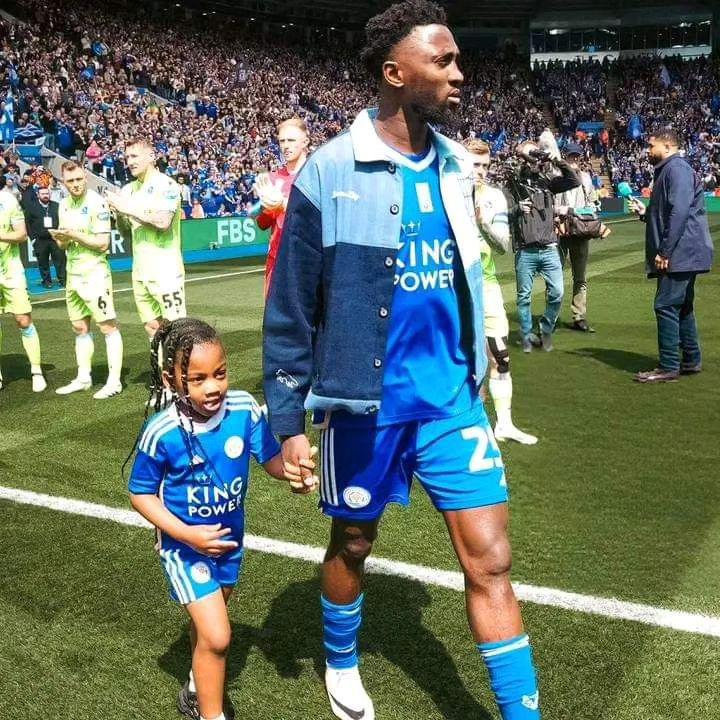 Wilfred�Ndidi�and Kelechi�Iheanacho�celebrate Leicester�City