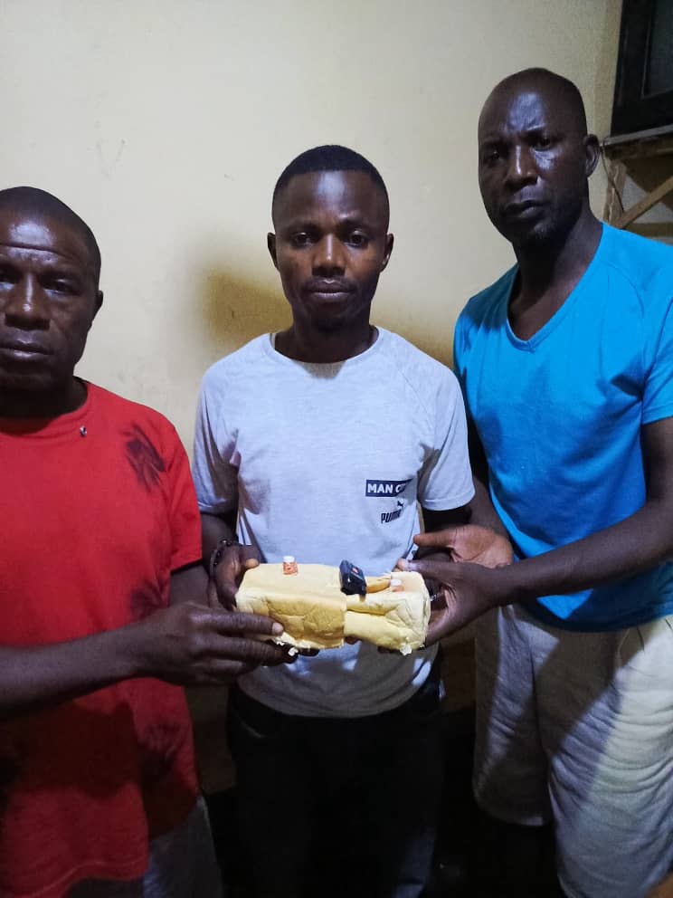 Three arrested for smuggling drugs concealed in bread to suspect in Kaduna police cell
