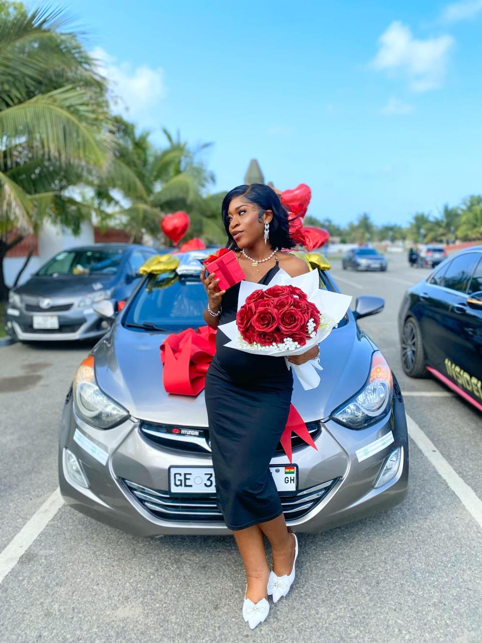Polygamous Ghanaian man surprises his 2 wives with cars
