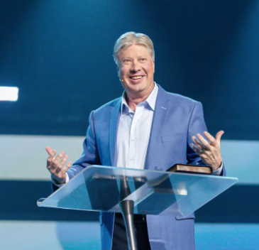 Texas megachurch pastor admits engaging in ‘inappropriate sexual behavior’ after being accused of abusing 12-year-old girl repeatedly