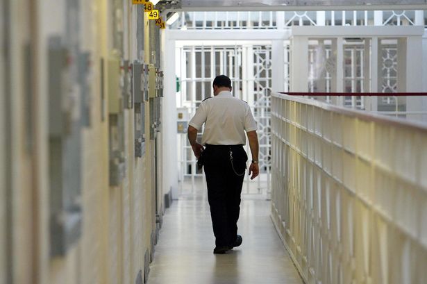 Scotland releases 500 criminals back to the streets to relieve overcrowding in prisons