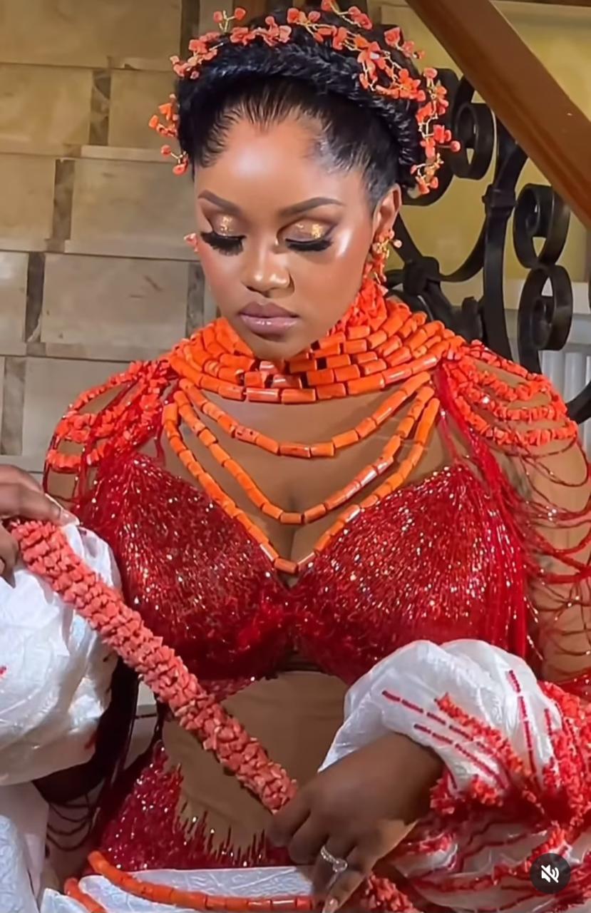 Chioma is a vision to behold as she makes her entrance into her wedding reception venue (photos/video)
