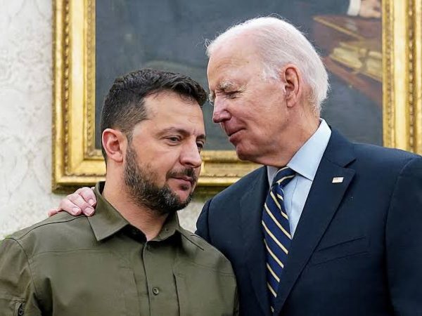 Biden gives Ukraine permission to carry out strikes within Russia using US weapons