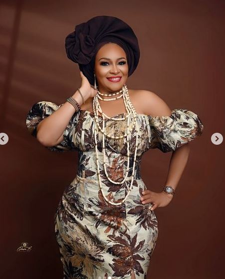  Doris Simeon