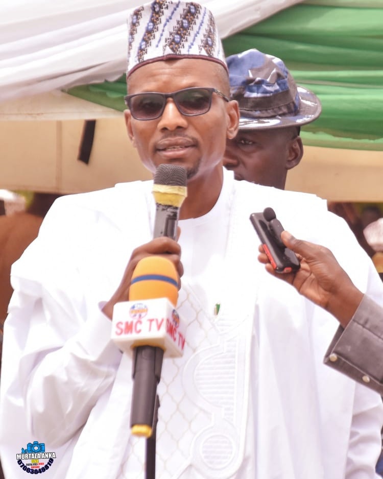 Zamfara lawmaker marries off 105 girls orphaned by banditry