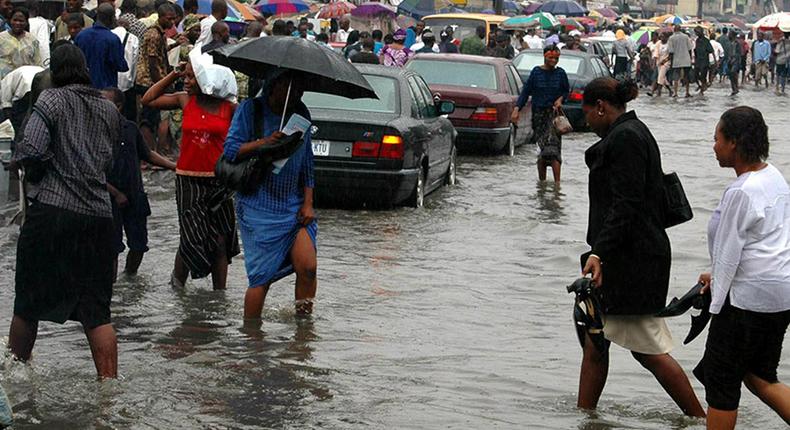 NiMet predicts 3-day thunderstorms, rains from Monday. NiMet predicts 3-day thunderstorms, rains from Monday.