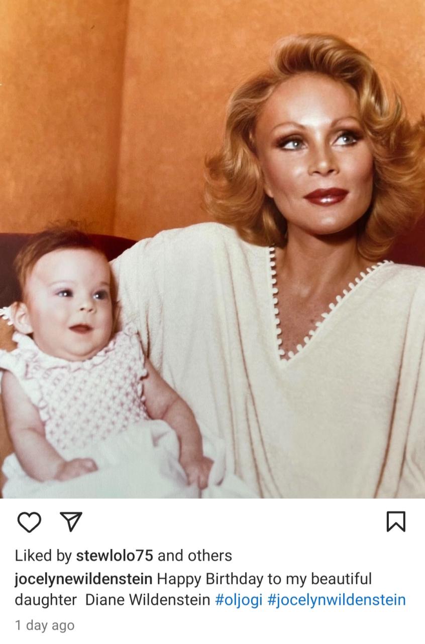 Socialite Jocelyn Wildenstein reveals her real face in photo taken before plastic surgery transformation