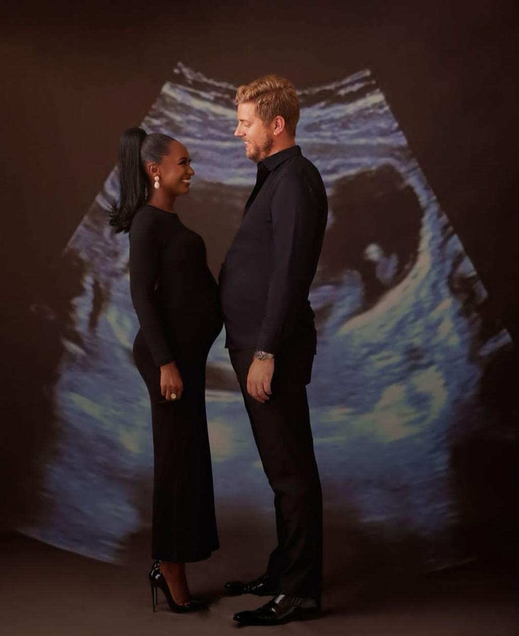 Media personality Simi Drey is pregnant with her first child (photos)