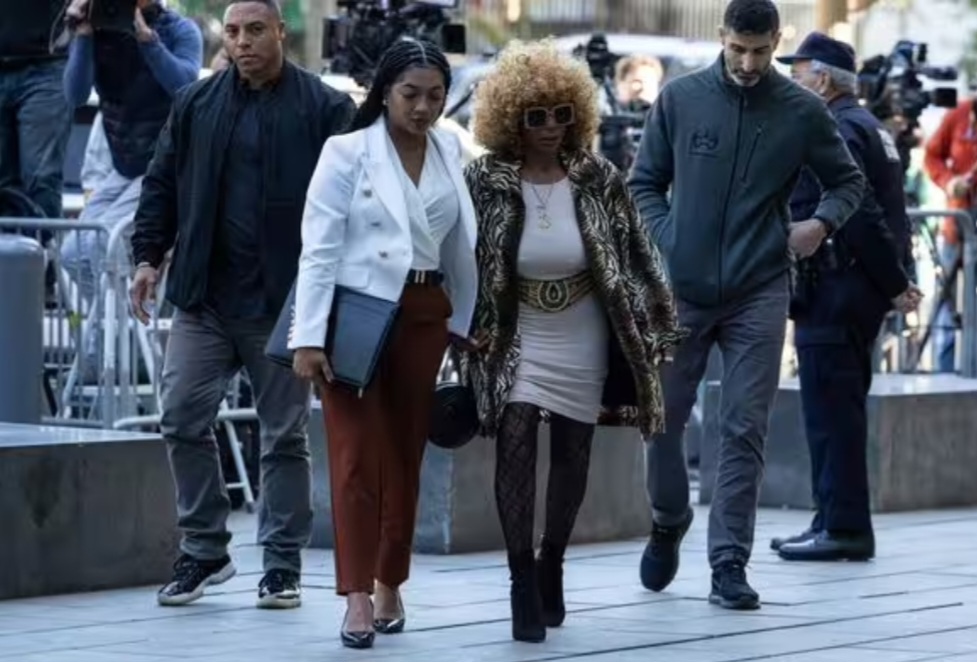 Diddy’s mother heckled with insults outside court as she and his kids arrive to support him